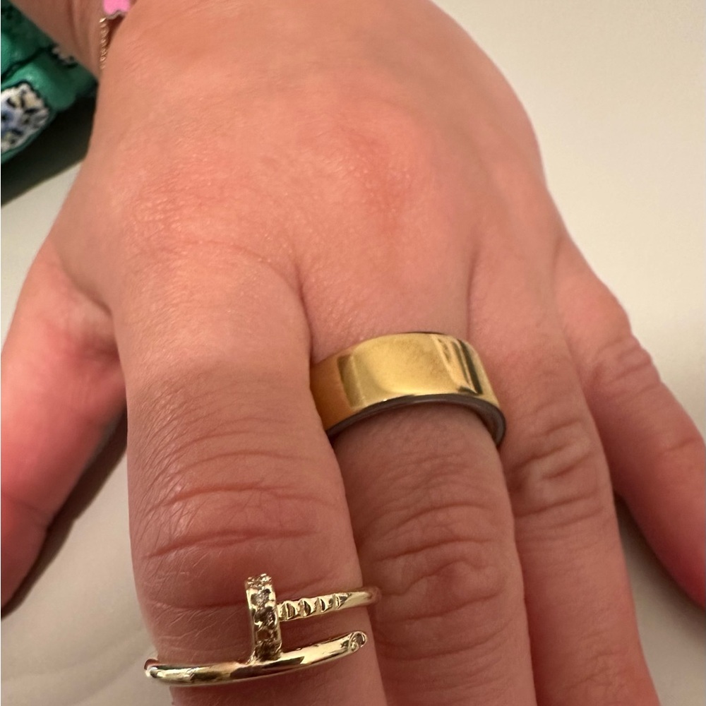 2 GRAMS OF SOLID GOLD 14K NAIL RING not Cartier